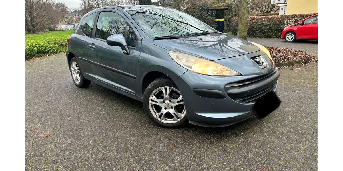 Peugeot 207 125.903 km 1.850 &euro; Köln 51067