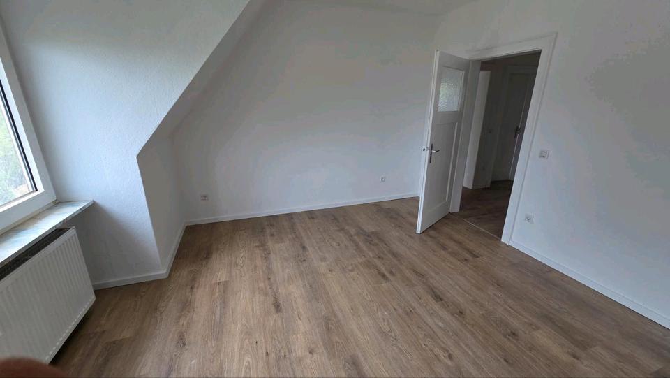 Dachgeschoßwohnung Heringen (Werra) - 4 Zimmer, 84 m&sup2;, 750&euro; | Angebot:26406726