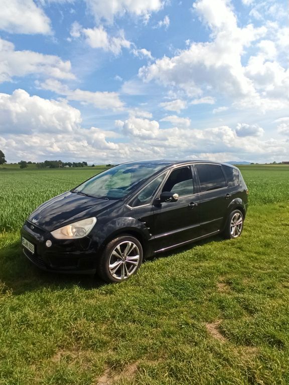 Ford S-Max 251.000 km 4.900 € Holzkirchen 83607