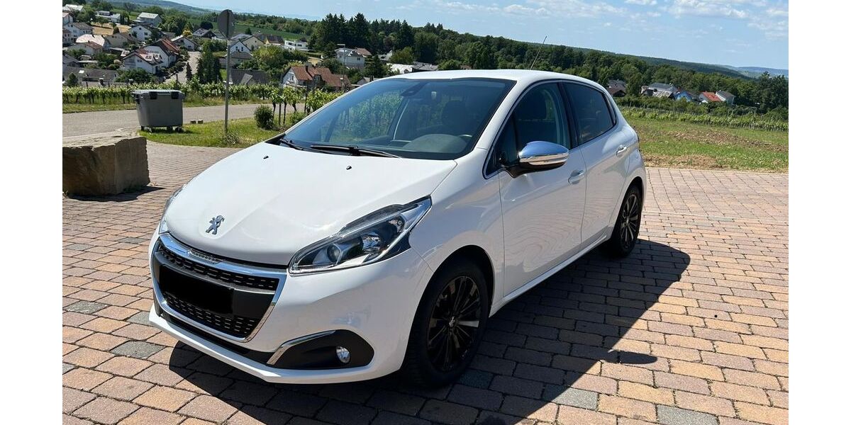 Peugeot 208 70.000 km 9.890 &euro; Sinsheim 74889