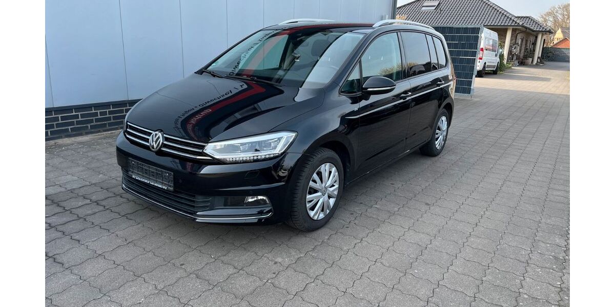 VW Touran 97.000 km 17.999 € Nortrup 49638