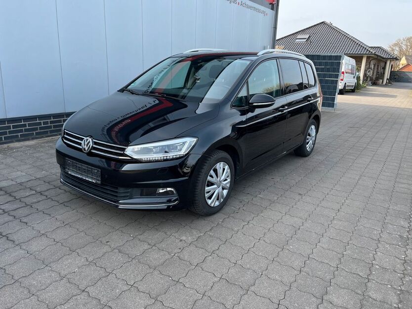 VW Touran 97.000 km 17.999 € Nortrup 49638