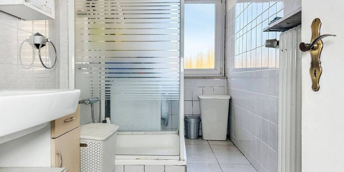 Mehrfamilienhaus, Wohnhaus Porta Westfalica Hausberge - 1 Zimmer, 298 m&sup2;, 335.000&euro; | Angebot:25686152