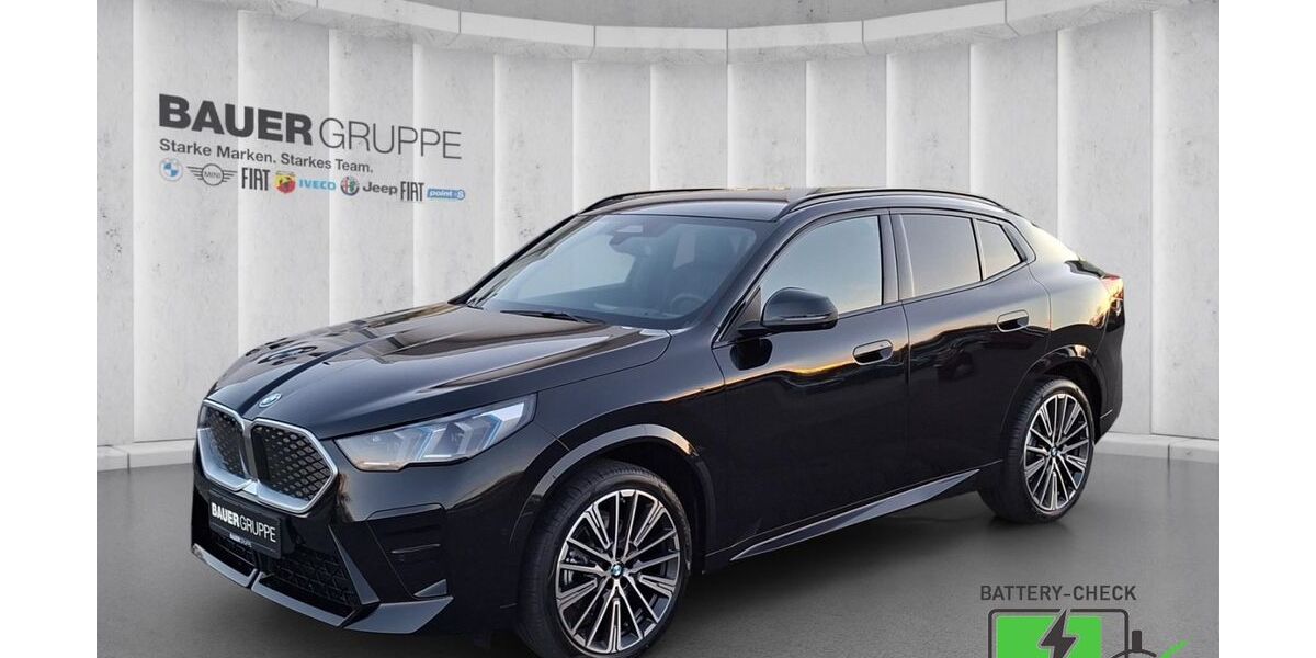 BMW iX2 1.500 km 59.730 &euro; Schleswig 24837