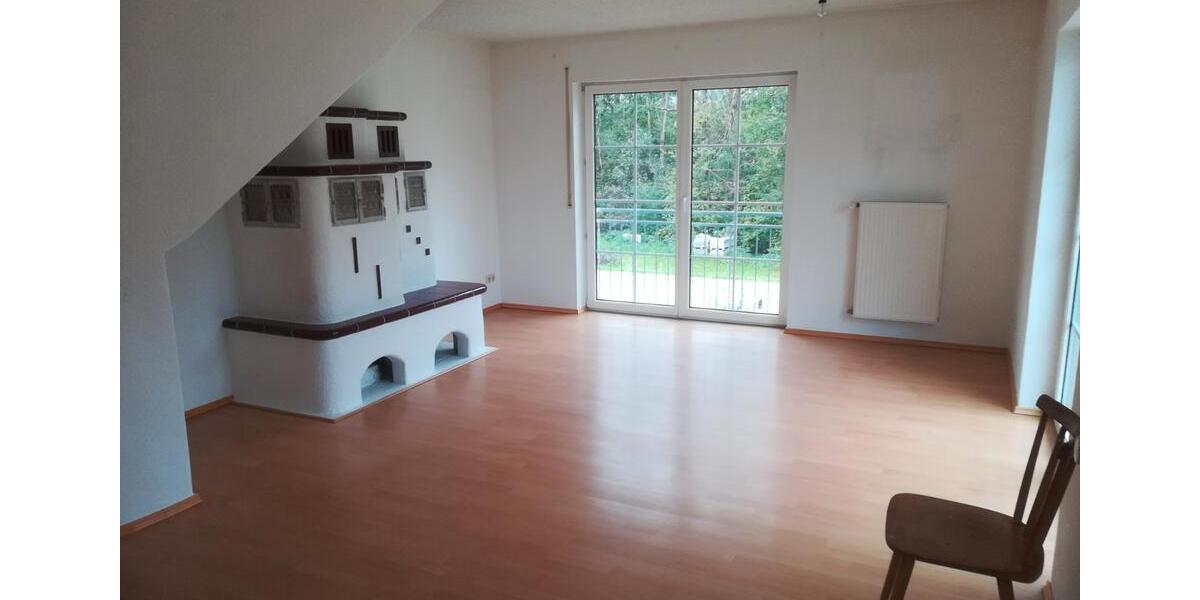 Mehrfamilienhaus, Wohnhaus Fürstenzell - 5 Zimmer, 185 m&sup2;, 1.290&euro; | Angebot:26117484