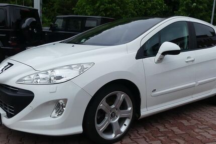 Peugeot 308 117.850 km 6.990 &euro; Schneeberg 08289