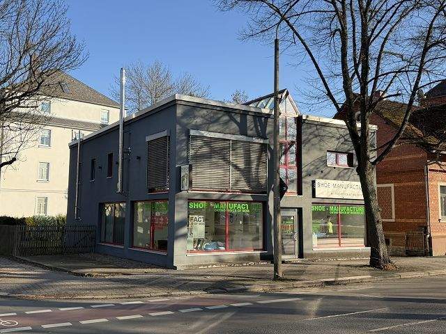 Modernes Wohn-Geschäftshaus in sehr günstiger Lage - Mehrfamilienhaus, Wohnhaus Zwickau Pölbitz | Angebot:24609403