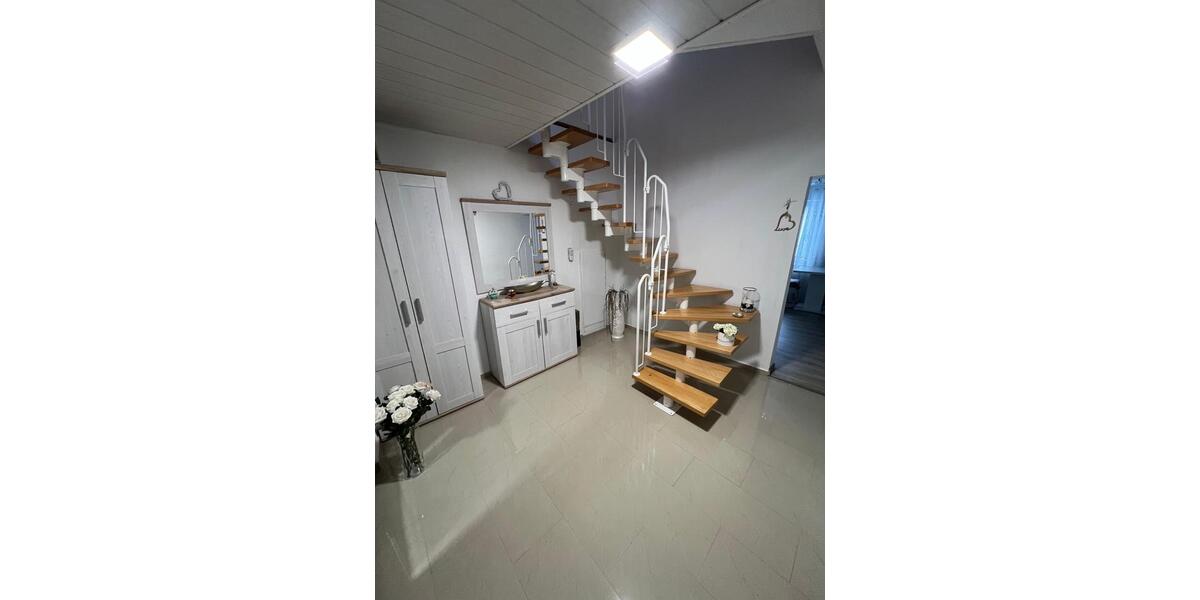 Einfamilienhaus Ellingen - 6 Zimmer, 140 m&sup2;, 370.000&euro; | Angebot:26375995