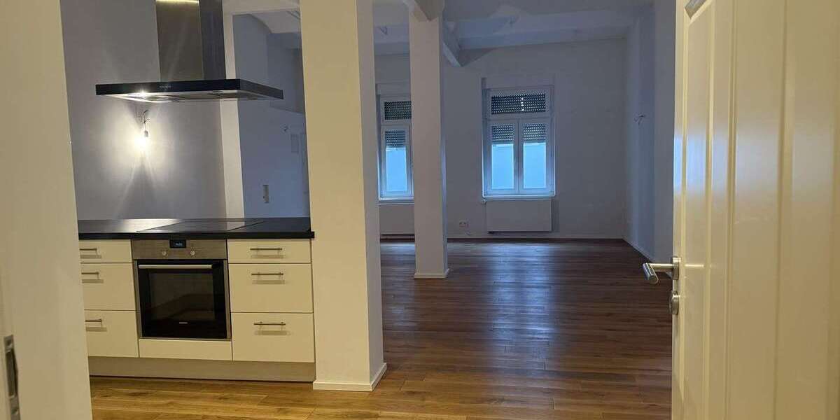 Haus zum Mieten in Frankfurt 2.150 € 120 m² 4 zimmer
