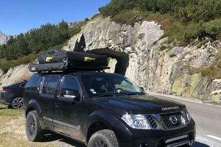 Nissan Pathfinder 199.500 km 18.500 &euro; Neupotz 76777