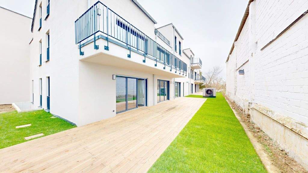 Etagenwohnung Euskirchen Roitzheim - 4 Zimmer, 203 m&sup2;, 2.580&euro; | Angebot:24875985