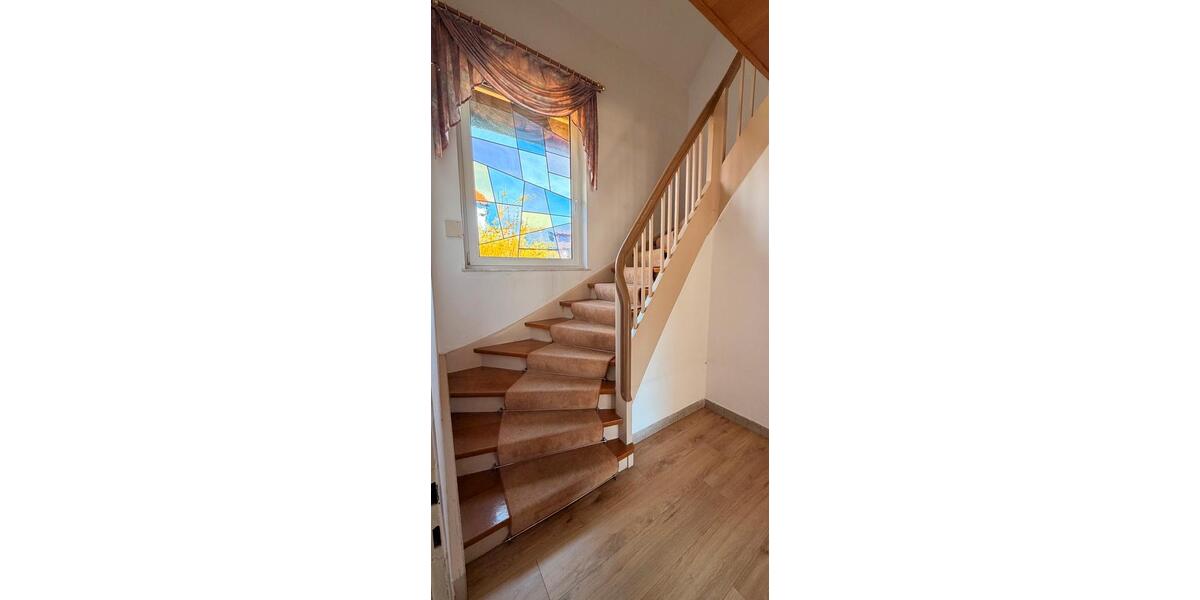 Einfamilienhaus Burgkunstadt - 5 Zimmer, 132 m&sup2;, 205.000&euro; | Angebot:26532352