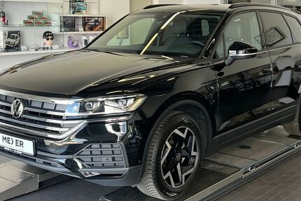 VW Touareg 19.211 km 49.889 &euro; Tostedt 21255