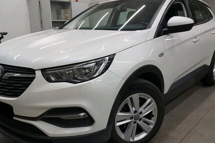 Opel Grandland (X) 105.000 km 12.376 € Kelkheim 65779