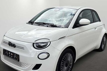 Fiat 500e 10.000 km 18.890 &euro; München 80339