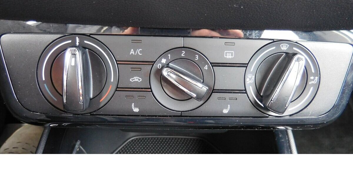 Skoda Fabia 1.0 Active MPI BMT 4Trg Navi Klima 27.700 km 14.990 &euro; Vordorf 38533