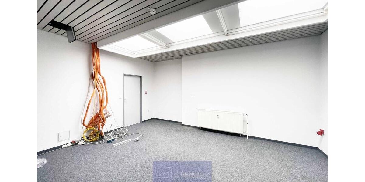 Gewerbeobjekt Erlangen Bruck - 9&euro; | Angebot:26256200