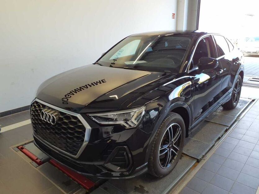 Audi Q3 49.900 km 32.840 € Wackersdorf 92442