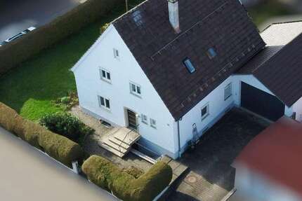 Haus Ottobeuren - 8 Zimmer, 136 m&sup2;, 475.000&euro; | Angebot:26185948