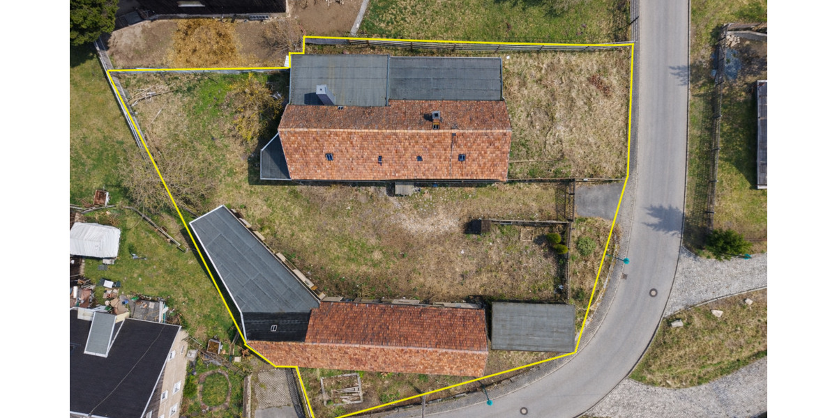 Einfamilienhaus Falkenstein Oberlauterbach - 8 Zimmer, 110 m&sup2;, 53.000&euro; | Angebot:25929611