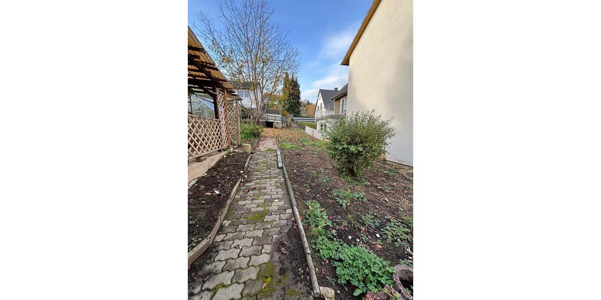 Einfamilienhaus Melsungen - 8 Zimmer, 190 m&sup2;, 109.000&euro; | Angebot:24983513