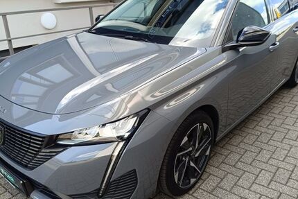 Peugeot 308 32.450 km 21.990 &euro; Hachenburg 57627