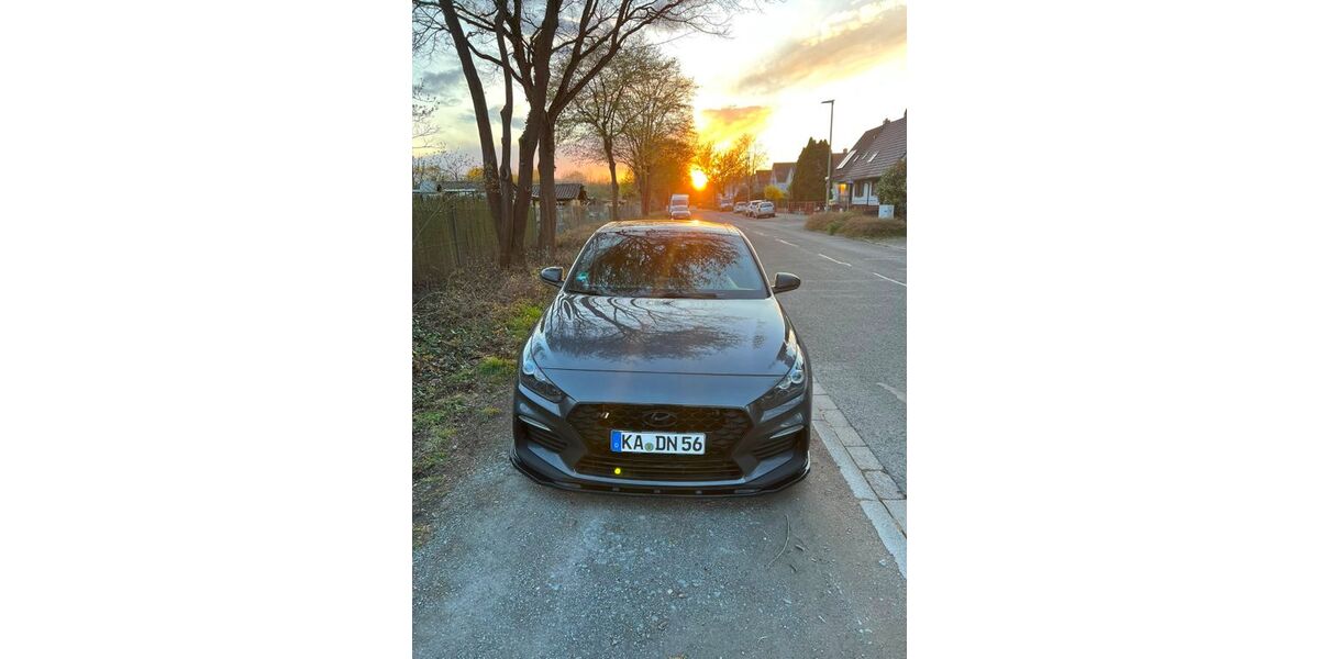 Hyundai i30 80.000 km 21.300 &euro; Stutensee 76297