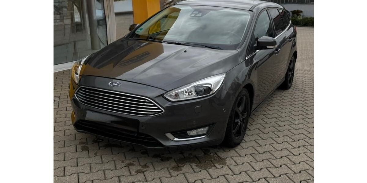 Ford Focus 150.000 km 6.990 &euro; Erwitte 59597
