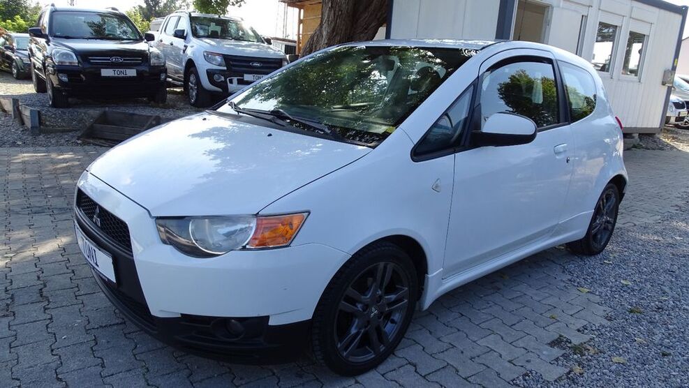Mitsubishi Colt 199.900 km 1.490 € München 81243