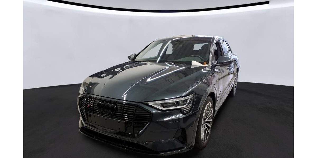 Audi e-tron 28.102 km 36.885 &euro; Hagen 58091