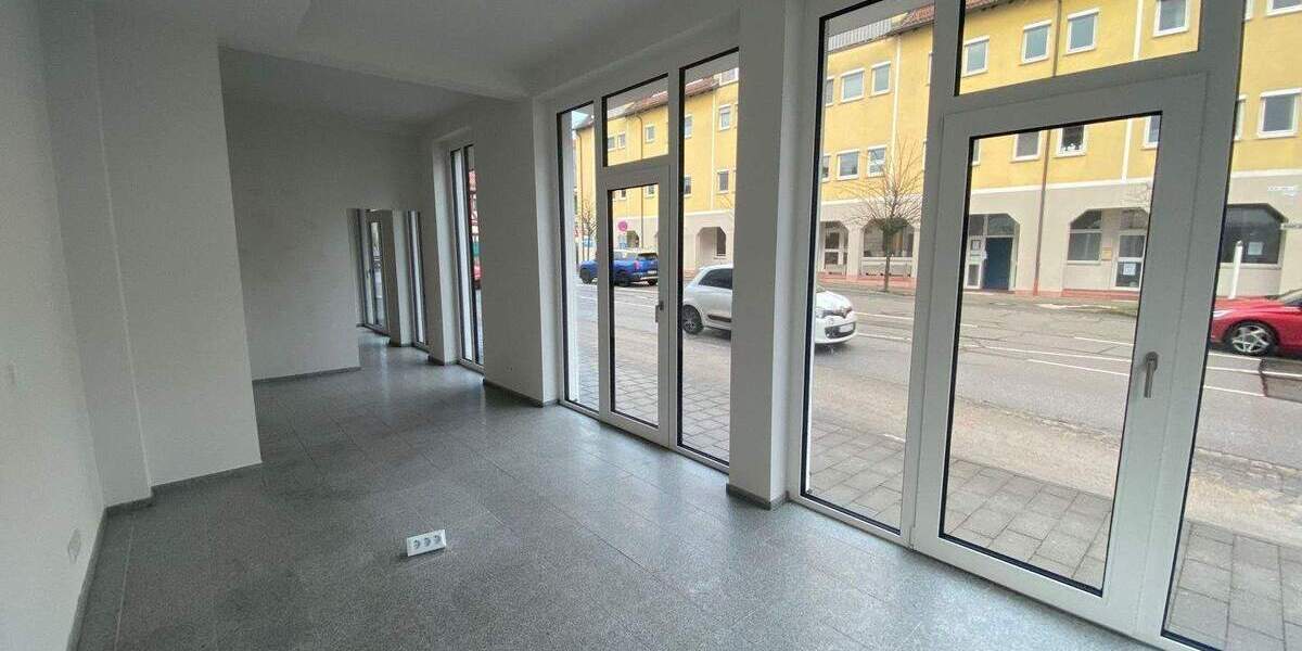Gewerbeobjekt Lauf an der Pegnitz Lauf - 2 Zimmer, 90 m&sup2;, 288.400&euro; | Angebot:25731984