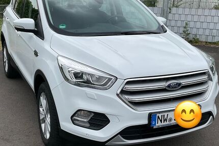 Ford Kuga 55.000 km 17.100 &euro; Neustadt an der Weinstraße 67433