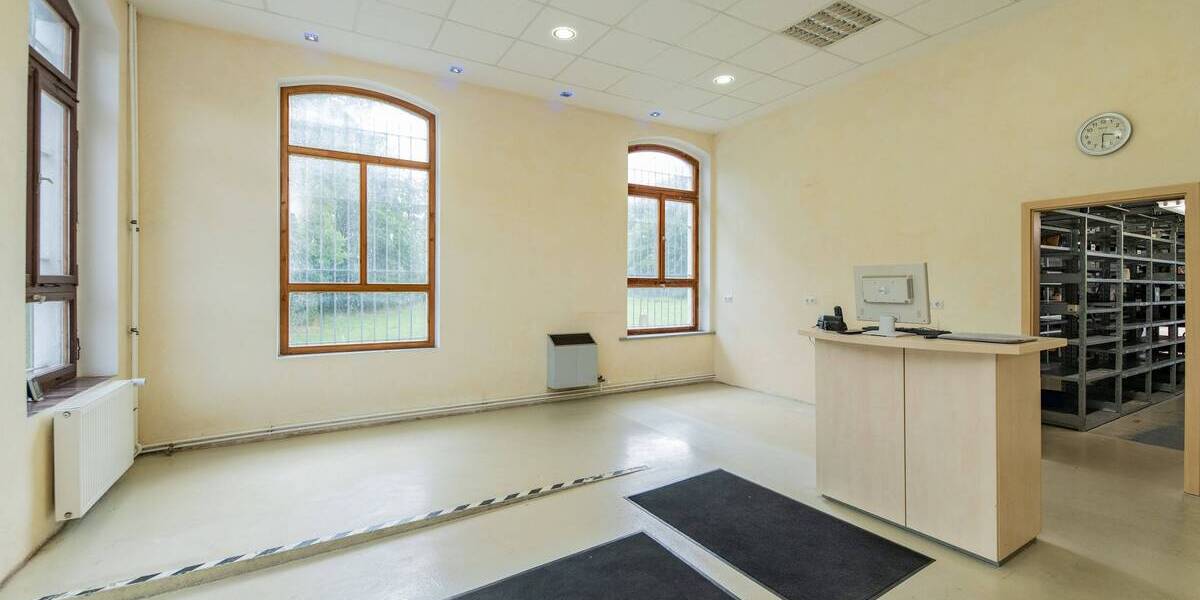 Gewerbeobjekt Eisenach Stockhausen - 8 Zimmer, 225 m&sup2;, 595.000&euro; | Angebot:19314936