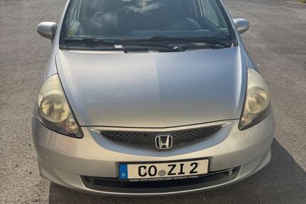 Honda Jazz 205.000 km 2.495 &euro; Coburg 96450