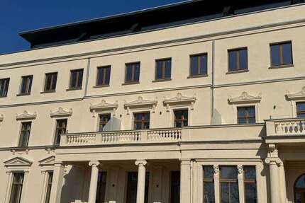 Wohnung zum Mieten in Ludwigsfelde 4.000 € 259.47 m² 3 zimmer