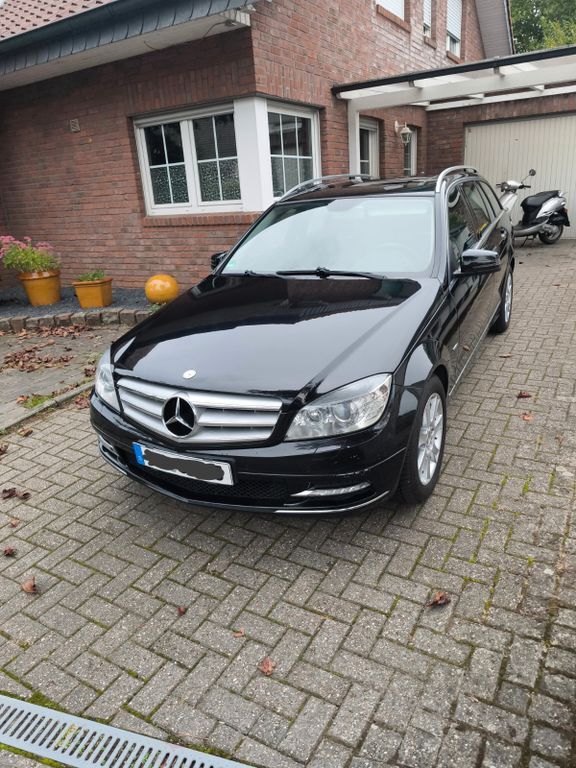 Mercedes-Benz C 250 347.500 km 4.100 € Isselburg 46419