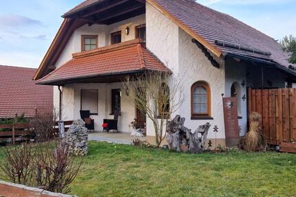 Haus Pretzfeld - 4 Zimmer, 160 m&sup2;, 1.790&euro; | Angebot:25395213