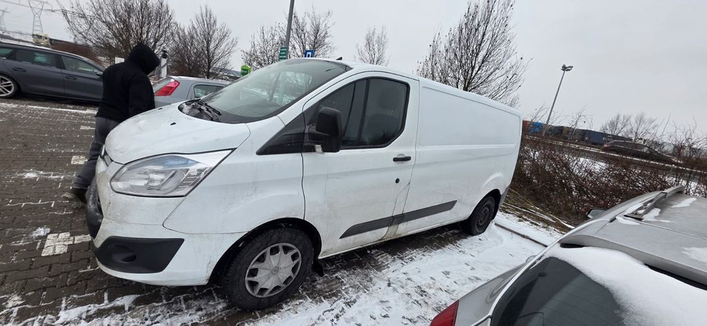 Ford Transit Custom 157.000 km 8.000 &euro; Bernburg 06406