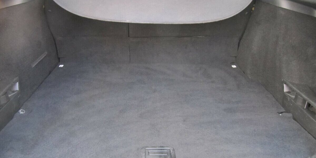 Renault Megane Dynamique -Klima- AHK+ Insp+ 143.547 km 4.250 &euro; Schwalbach/Taunus 65824