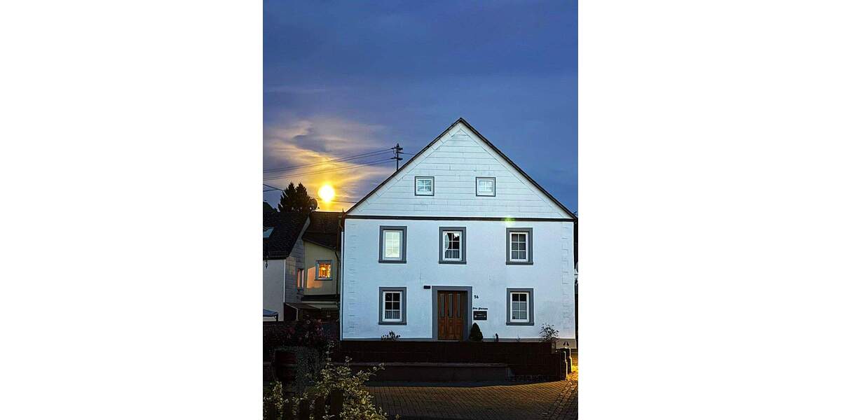 Einfamilienhaus Morbach Hunolstein - 1 Zimmer, 250 m&sup2;, 349.000&euro; | Angebot:25660858