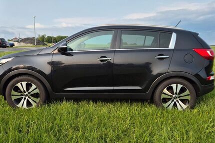 Kia Sportage 143.000 km 8.990 € Marienberg 09496