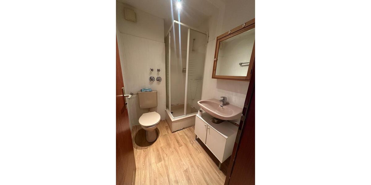 Etagenwohnung Bad Wildbad - 1.5 Zimmer, 32 m&sup2;, 400&euro; | Angebot:26335393