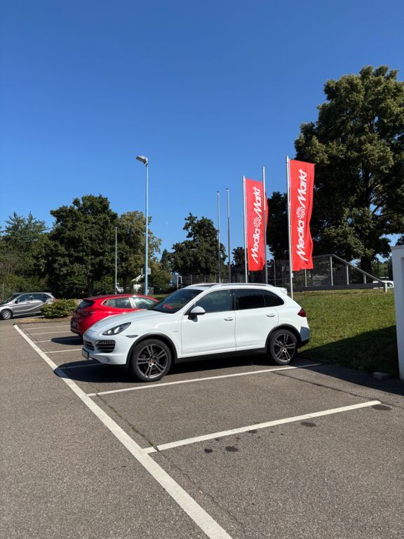 Porsche Cayenne 180.000 km 20.899 € Weil am Rhein 79576