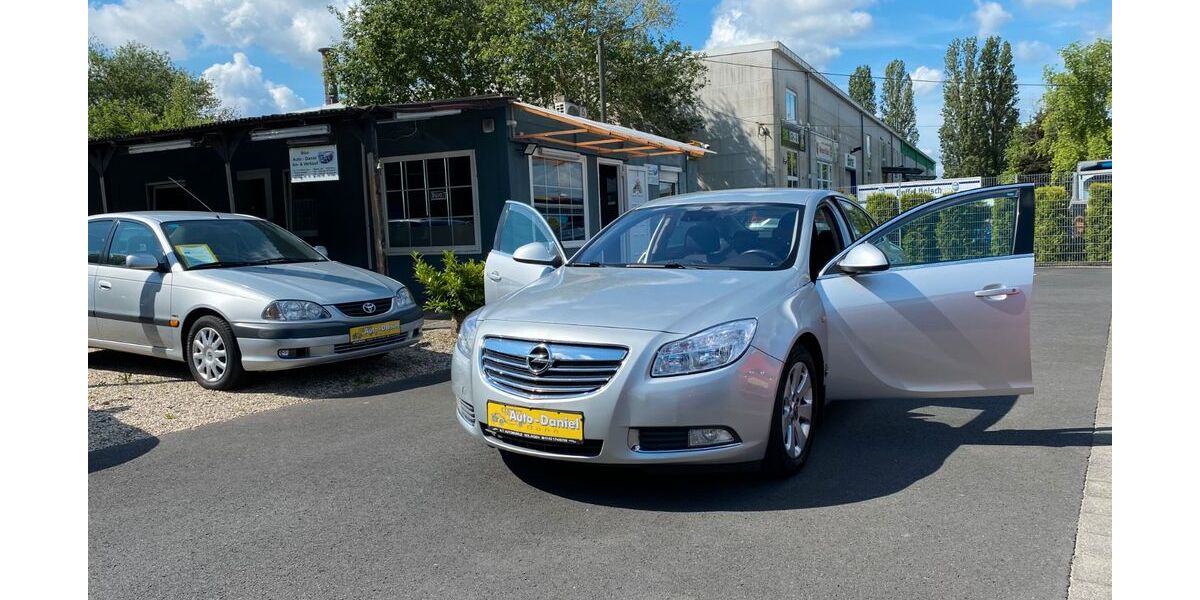Opel Insignia 246.000 km 2.500 &euro; Bonn 53227