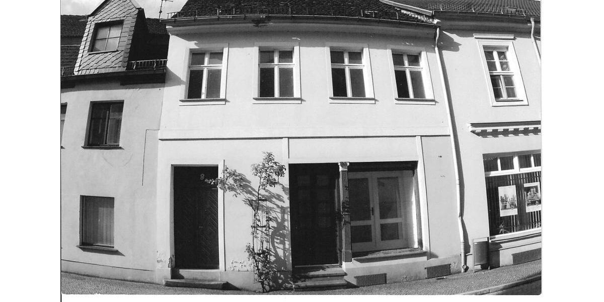 Reihenhaus Havelberg - 7 Zimmer, 150 m&sup2;, 25.000&euro; | Angebot:26886537