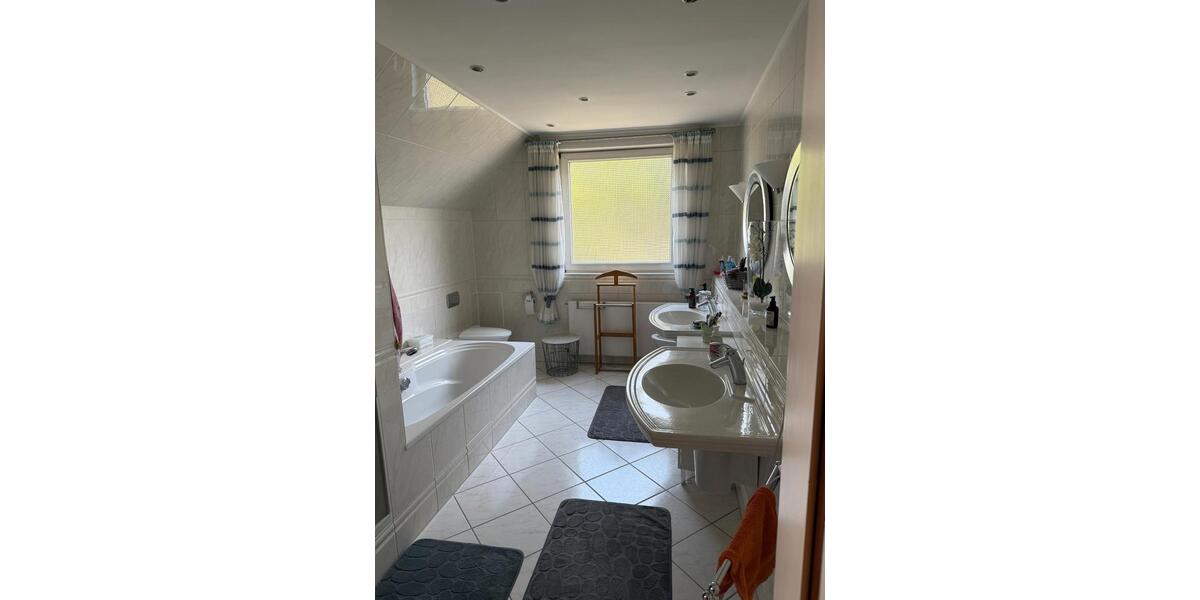 Einfamilienhaus Stockelsdorf - 6.5 Zimmer, 185 m&sup2;, 699.000&euro; | Angebot:26762165