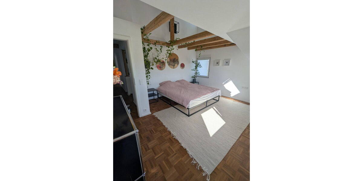 Einfamilienhaus Korntal-Münchingen Kallenberg - 8 Zimmer, 250 m&sup2;, 850.000&euro; | Angebot:26318854