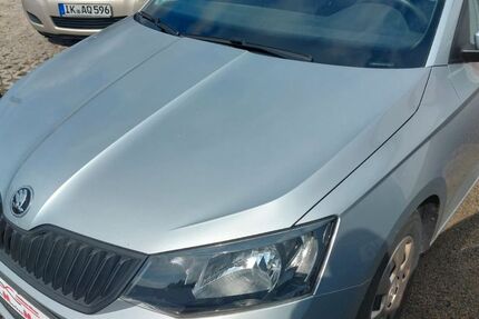 Skoda Fabia 83.400 km 8.690 &euro; Ilmenau 98693