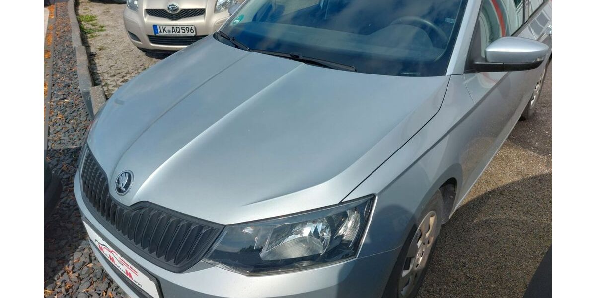 Skoda Fabia 83.400 km 8.690 &euro; Ilmenau 98693