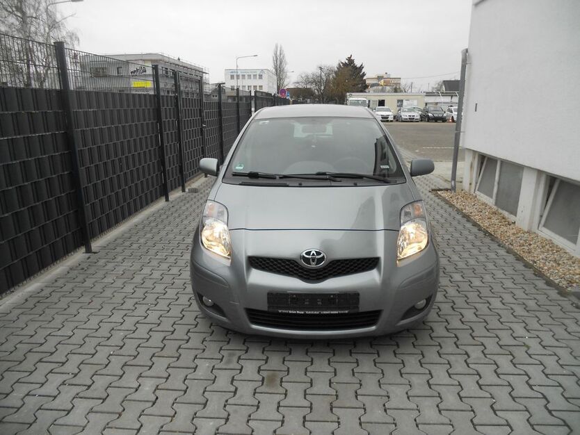 Yaris